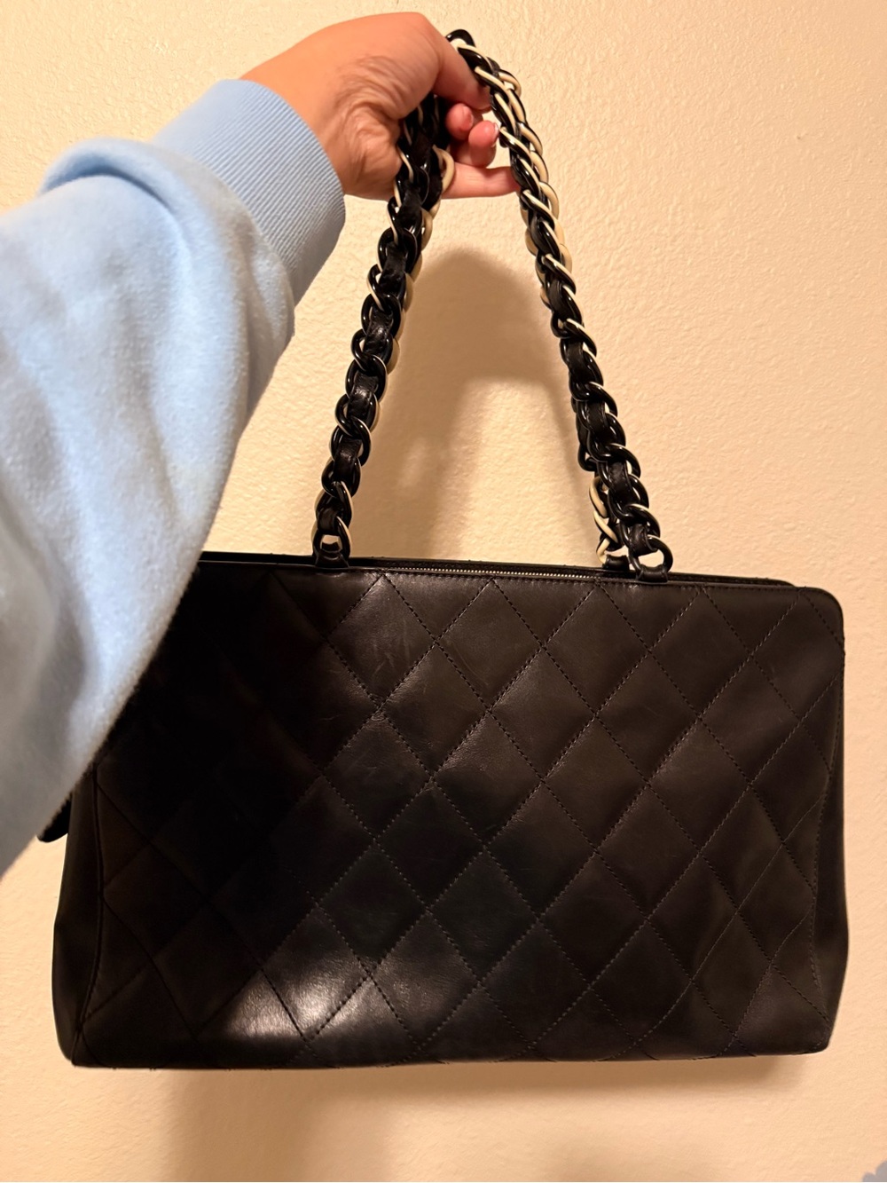 Chanel Lambskin Bekko Chain Large Shoulder Bag Black - Picture 11 of 16